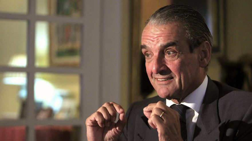 Dos altos cargos de la Fundación Francisco Franco avalan la fianza presentada por Mario Conde