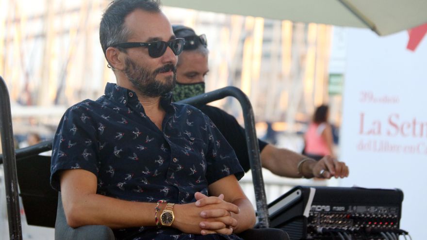 La Justicia da la razón a Vox e investiga a un cómico por pedir "un puñetazo" contra el fascismo