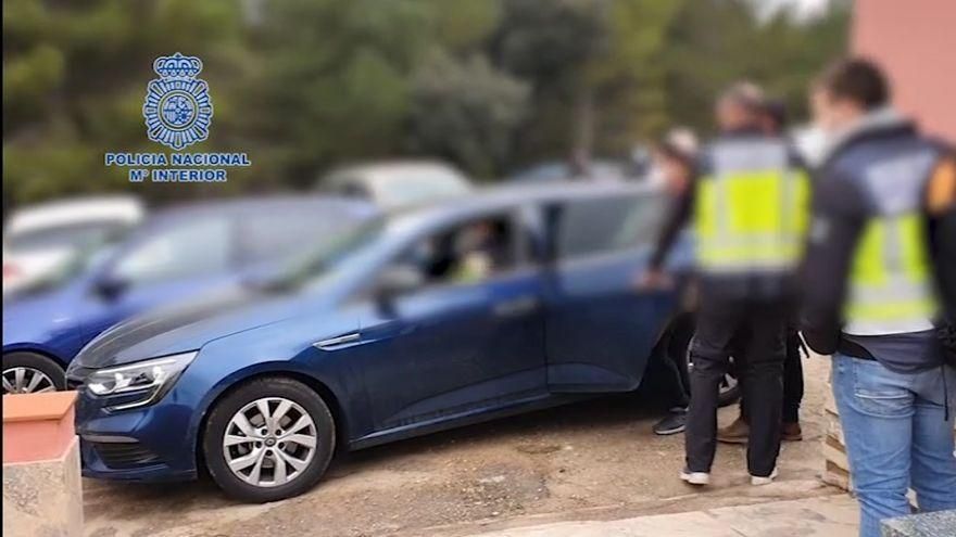 Operación de la Policía Nacional contra la secta destructiva asentada en Vistabella del Maestrat.
