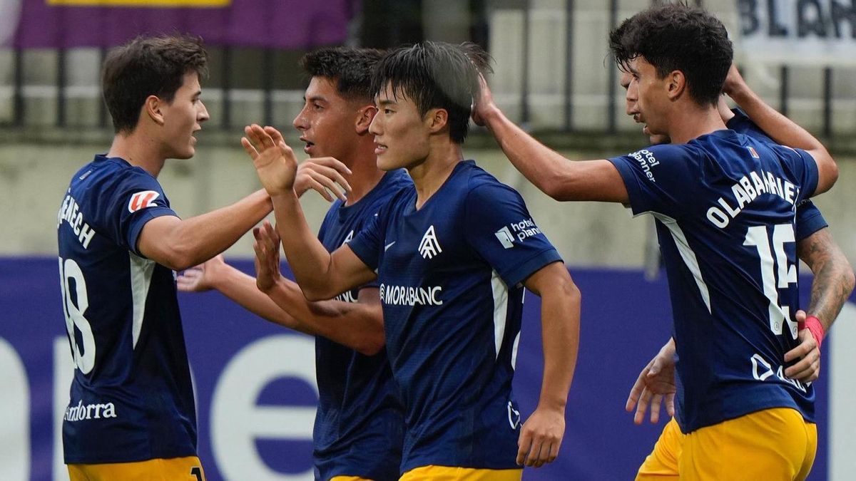 Jugadores del FC Andorra celebran un gol