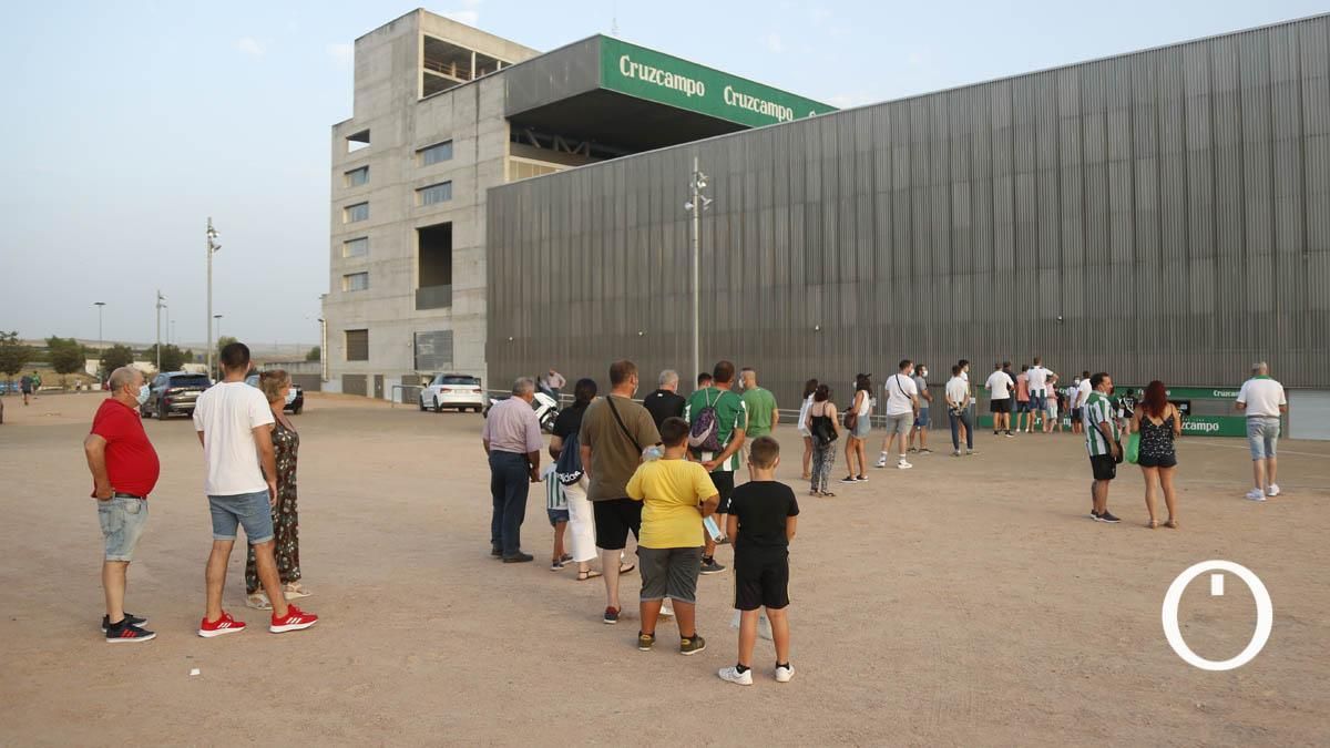Las imágenes del amistoso Córdoba - Rayo Majadahonda