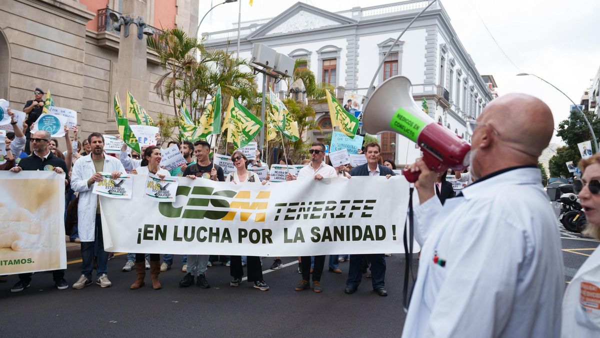 La huelga médica anula 16.000 consultas y 345 operaciones y la consejera Esther Monzón pide un acuerdo con Sanidad