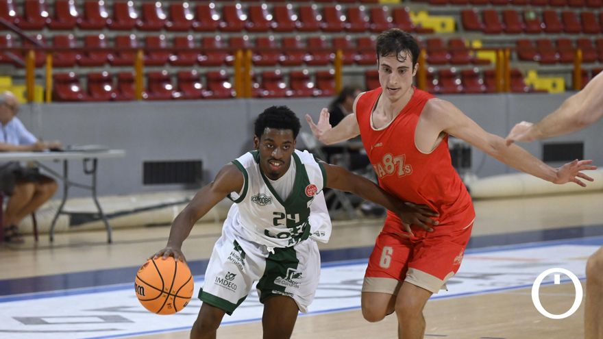 El Coto Córdoba CB se estrena a lo grande en Vista Alegre