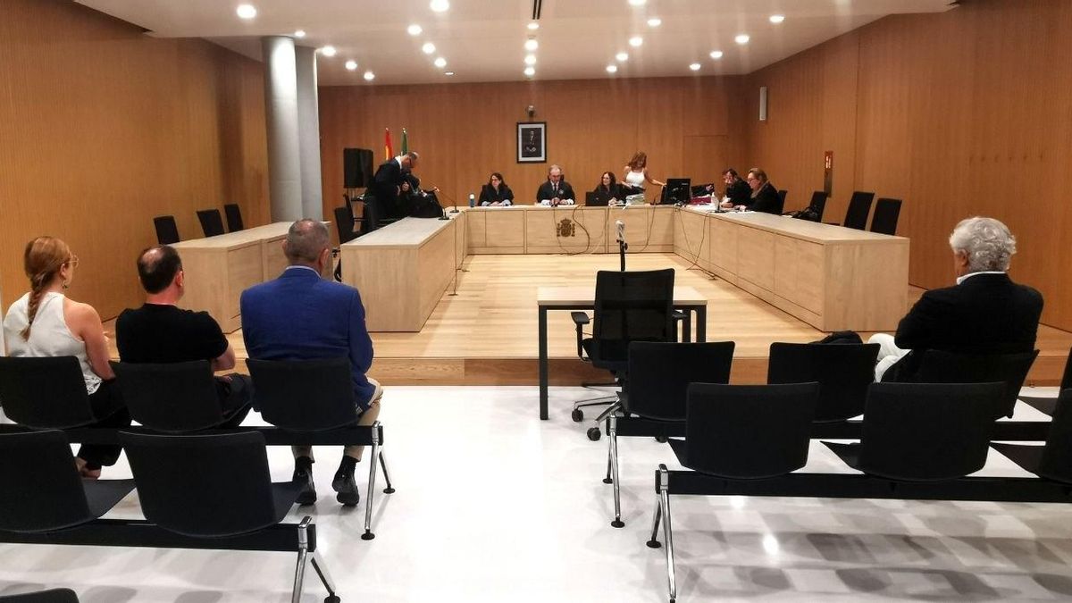 Imagen del juicio a cuatro acusados de un fraude a la Seguridad Social por un trasvase de trabajadores.