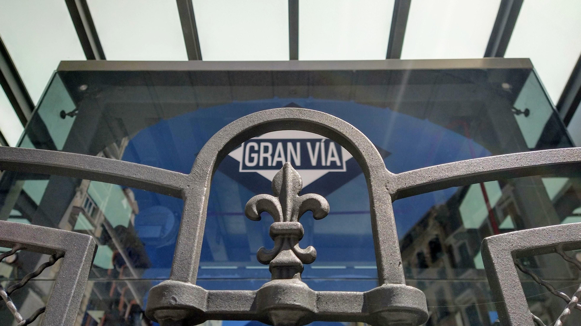 Estación Gran Vía - detalle rejería