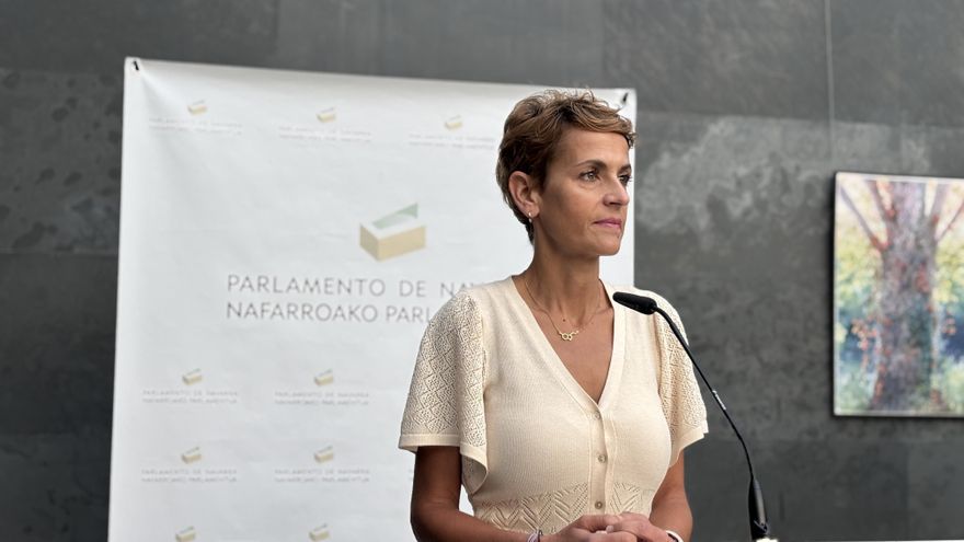 Chivite descarta dimitir y afirma que desconocía que la pareja de su 'número dos' trabajó en Servinabar