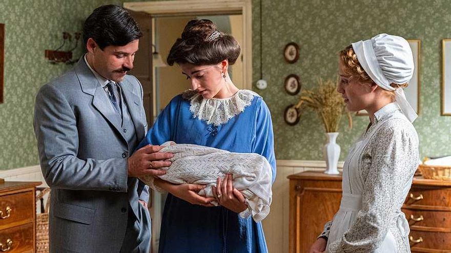 La familia de 'La Promesa' crece con el bebé de Pía