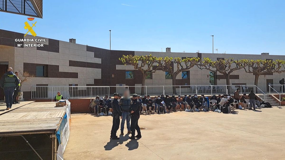 Golpe a la trata en Castellón: la Guardia Civil libera a 80 migrantes en "condiciones de semi esclavitud"