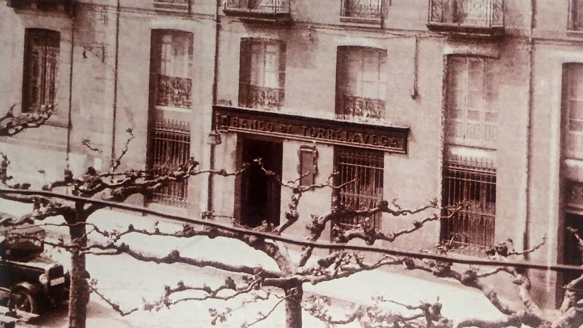 La efímera historia del Banco de Torrelavega: la estrategia de Botín y los industriales locales para competir con el Mercantil
