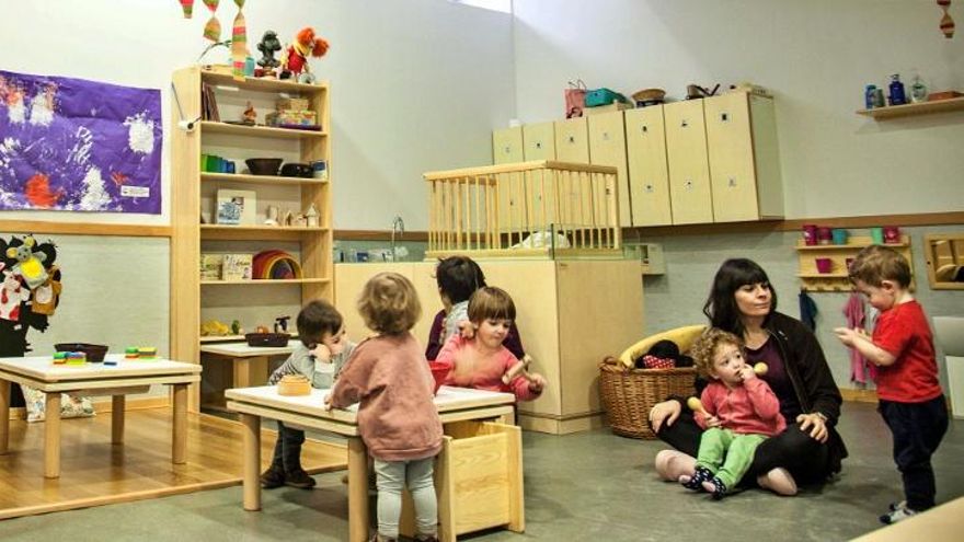 Almeida retrasa hasta después de las elecciones la lista de niños admitidos en las escuelas infantiles del Ayuntamiento