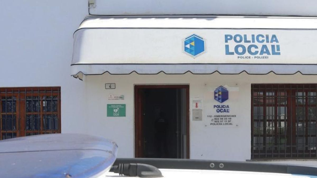 Huye a gran velocidad, ebrio y sin carné, y acaba detenido junto a sus dos acompañantes en Tacoronte