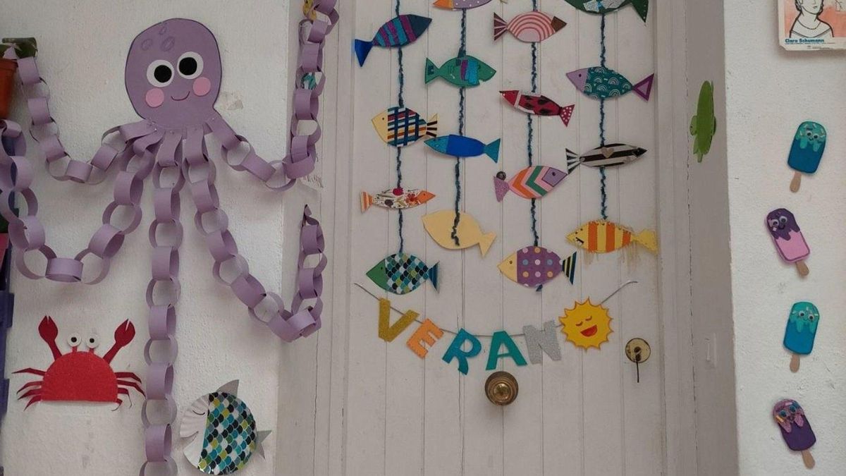 Talleres de jardinería, marionetas y juegos de agua para niñas y niños víctimas de violencia de género.