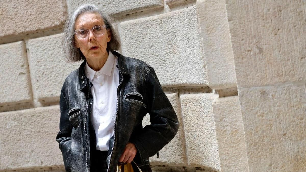 La escritora canadiense Anne Carson, ganadora del Premio Nobel de Literatura