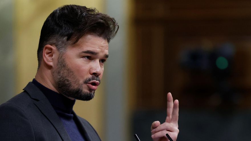 El portavoz parlamentario de ERC Gabriel Rufián interviene durante el debate. EFE/Mariscal