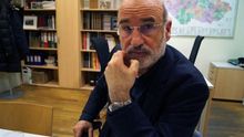 Fernando Aramburu recoge el premio "Dulce Chacón" por su novela "Patria"