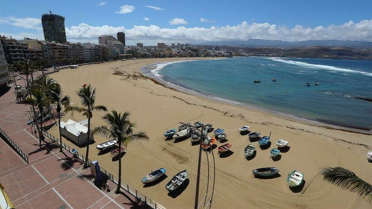 La playa de Las Canteras, en Las Palmas de Gran Canaria.
