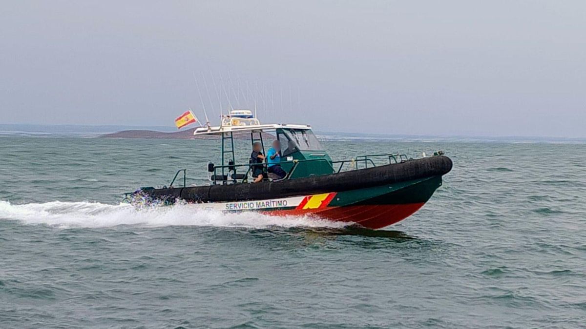 Embarcación semirrígida S-40 de la Guardia Civil