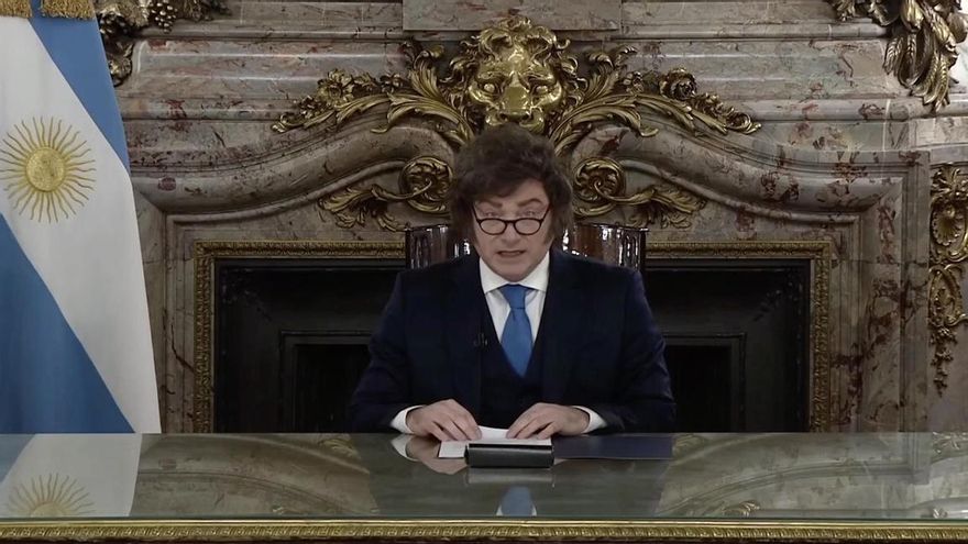 Milei relanzó su cruzada contra el Banco Central y aseguró que es una "herramienta para el robo de la política"