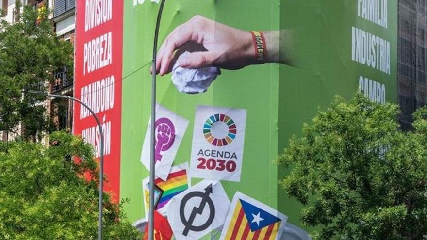 EuropaPress 5281579 vista lona vox instalado calle alcala 145 19 junio 2023 madrid espana