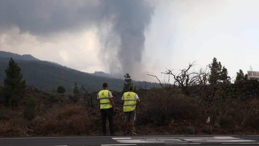 Cuadrilla de limpieza en El Paso.