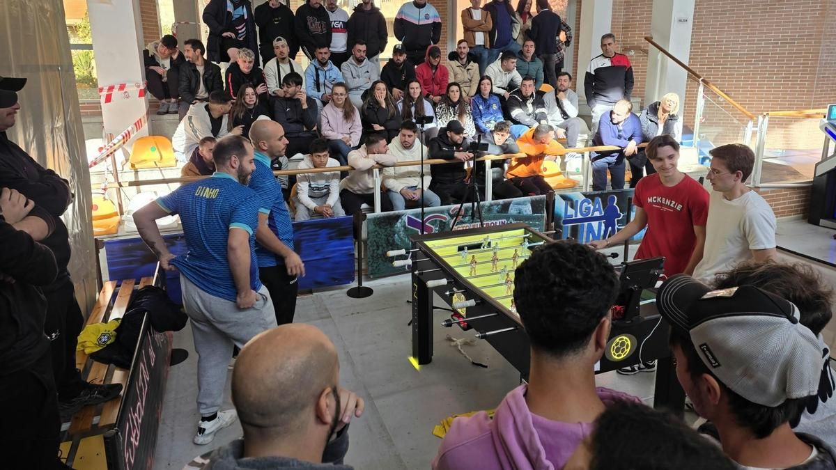 Trobajo del Camino reúne este sábado a más de cien deportistas en dos campeonatos de futbolín y dardos