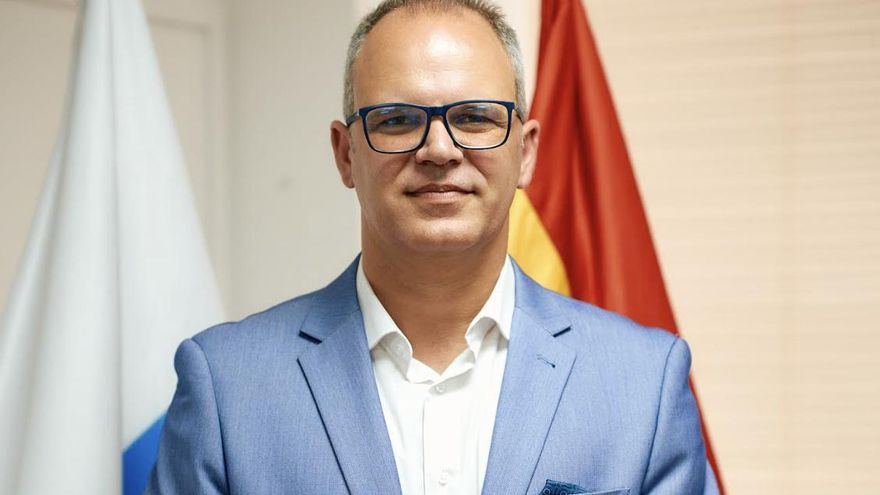 Canarias cree que "hay que derribar" los núcleos costeros que han crecido en la ilegalidad