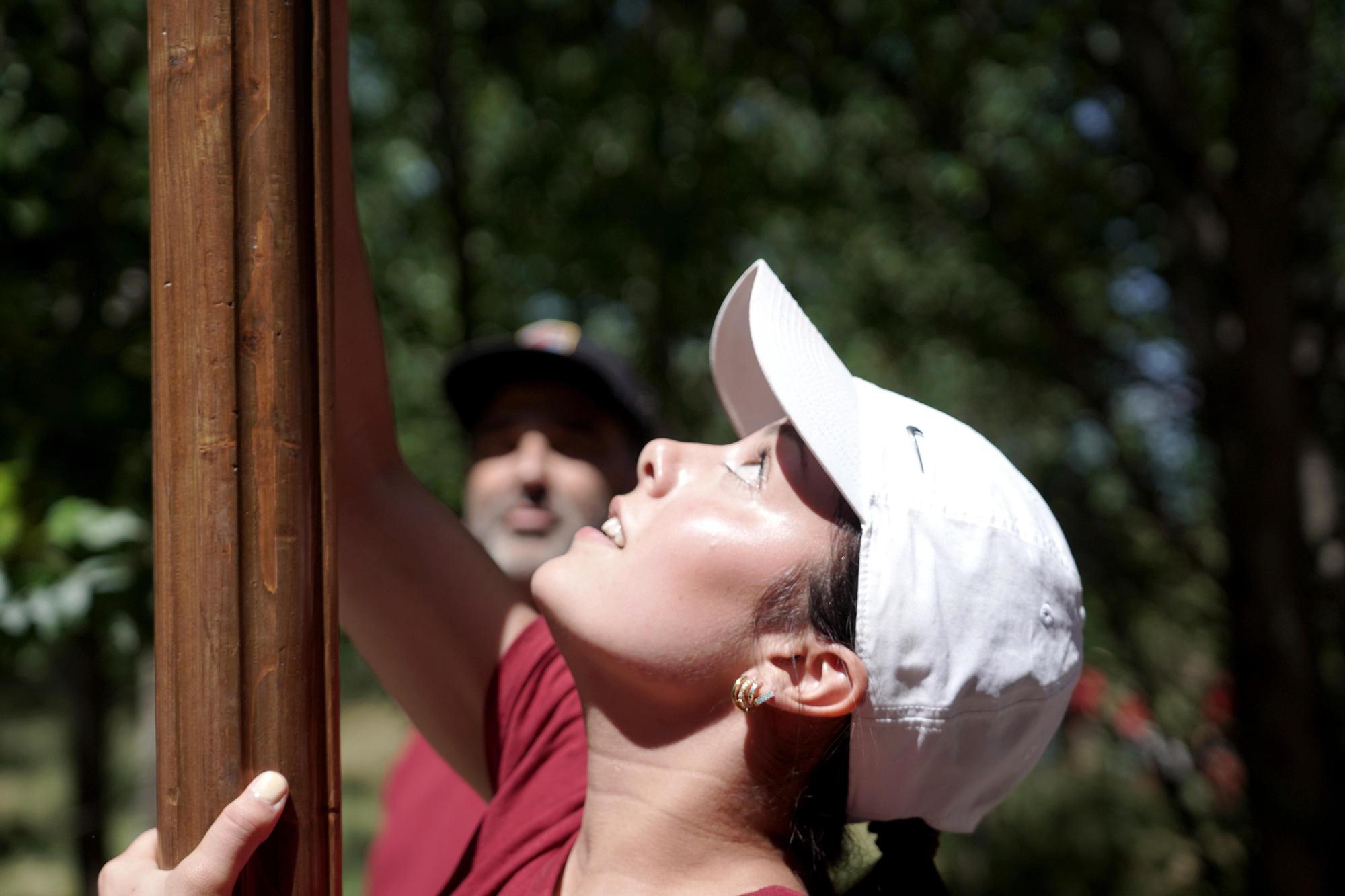 Orgullo de pendones en Oteruelo de la Valduerna para airear la seña de identidad leonesa