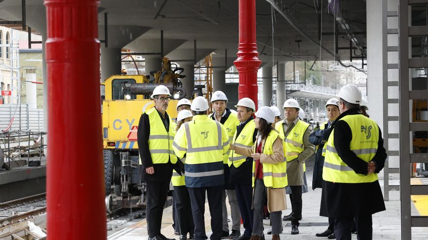 Adif anuncia que empezará ya a colocar vías en la 'Y vasca', cuyas obras empezaron en 2006