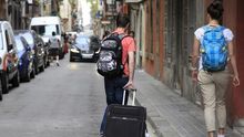 Barcelona multará hasta con 600.000 euros a Airbnb si anuncia pisos turísticos ilegales