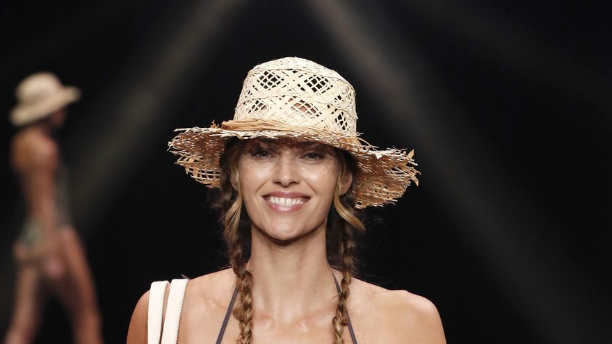 El color y la fantasía inundan la pasarela de Moda Baño Gran Canaria con marcas consagradas como las de Guillermina Baeza y Aurelia Gil