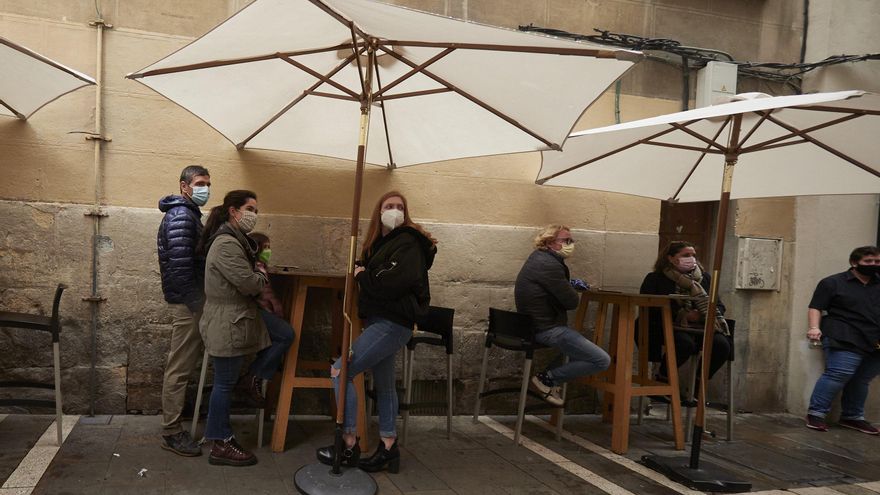 Navarra adelanta el cierre de bares y discotecas a la 1.00 de la madrugada