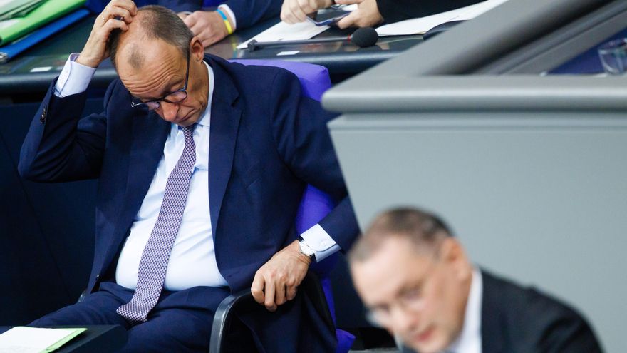 El servicio militar, la última grieta en la gran coalición alemana mientras la ultraderecha se asienta como primera fuerza en las encuestas