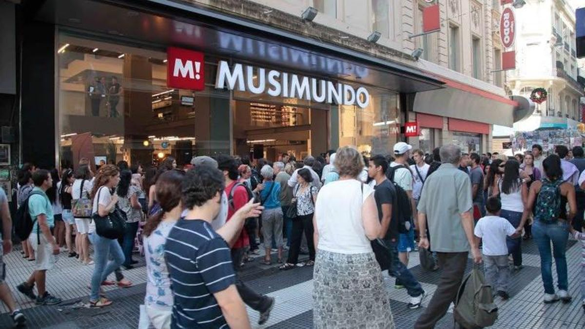 Más de 31 mil empresas cerraron en Argentina desde que Javier Milei llegó al poder