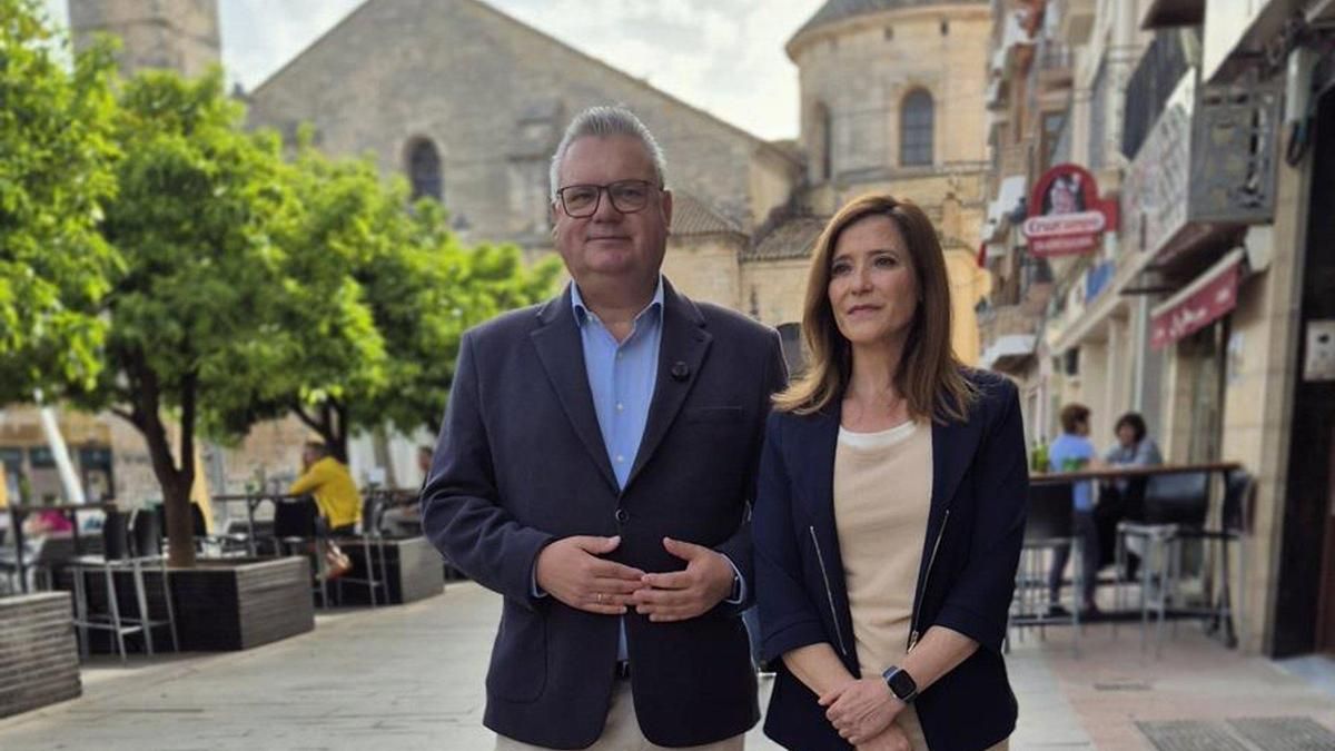 El PSOE afirma que el presidente de la Junta "le está fallando" a Lucena con el agua