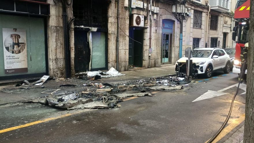 Incendio de contenedores en Santander