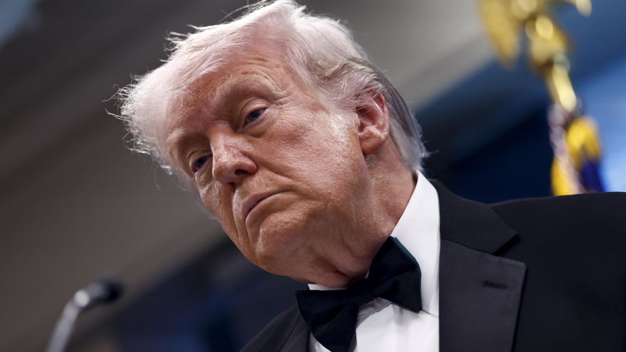 Trump asegura que Irán se encuentra en “estado de colapso” y que le pidió reabrir el estrecho de Ormuz “lo antes posible”