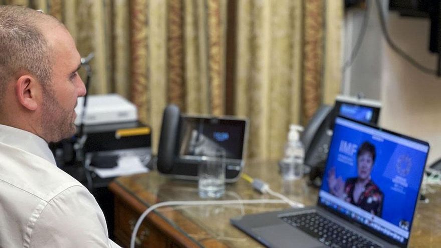 Guzmán comenzó su gira europea en Alemania con una reunión con su par alemán