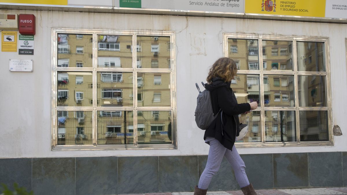 Andalucía lidera la subida del paro en septiembre con 7.116 personas y roza los 600.000 desempleados