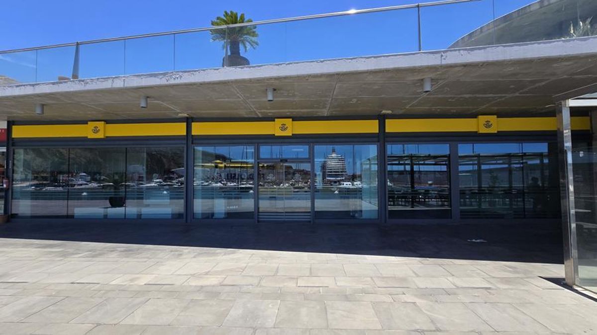 El alcalde de Santa Cruz de La Palma exige a Correos “el refuerzo urgente” de personal en la oficina de la capital