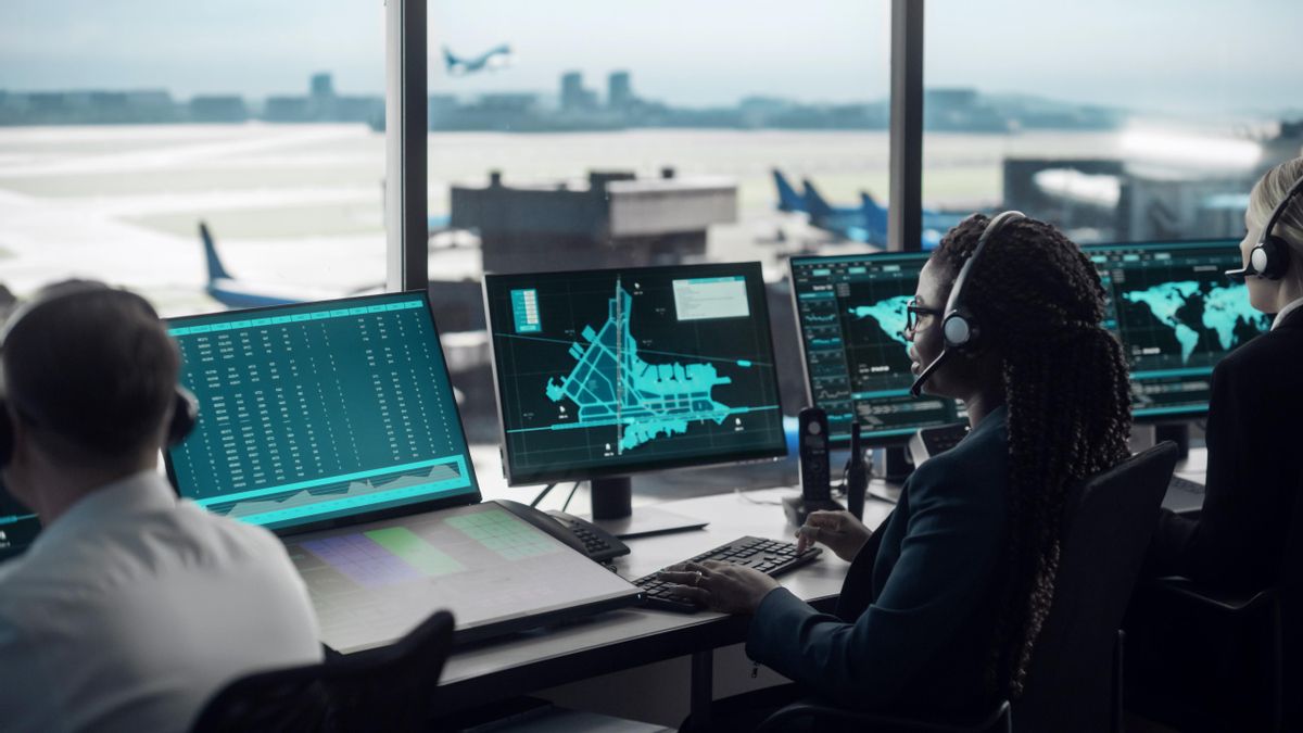 Plataforma digital Linkia, para controlar sistemas de gestión de tráfico aéreo.