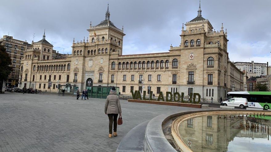 La Justicia tumba los carriles bici segregados y los bus-taxi de Valladolid