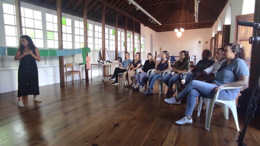 Proyección en la sala La Recova.