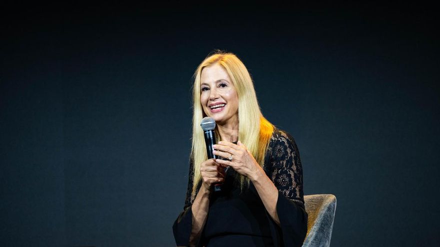 Mira Sorvino, del Oscar al veto en Hollywood: “La influencia de Harvey Weinstein fue enorme y devastadora”
