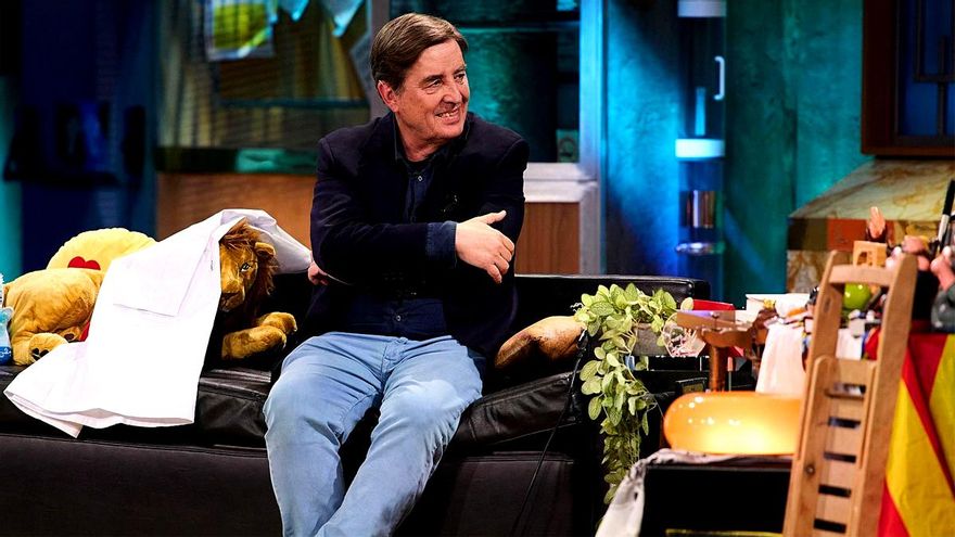 Luis García Montero bromeó en 'La Revuelta' con su polémica con el director de la RAE: "Hace meses que no tenemos relaciones sexuales"
