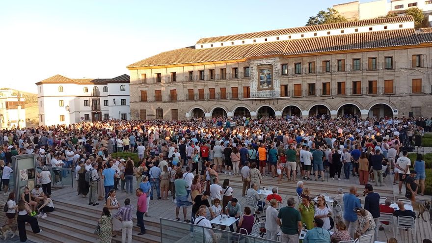 Multitudinaria protesta en Baena contra la construcción de la planta de biometano