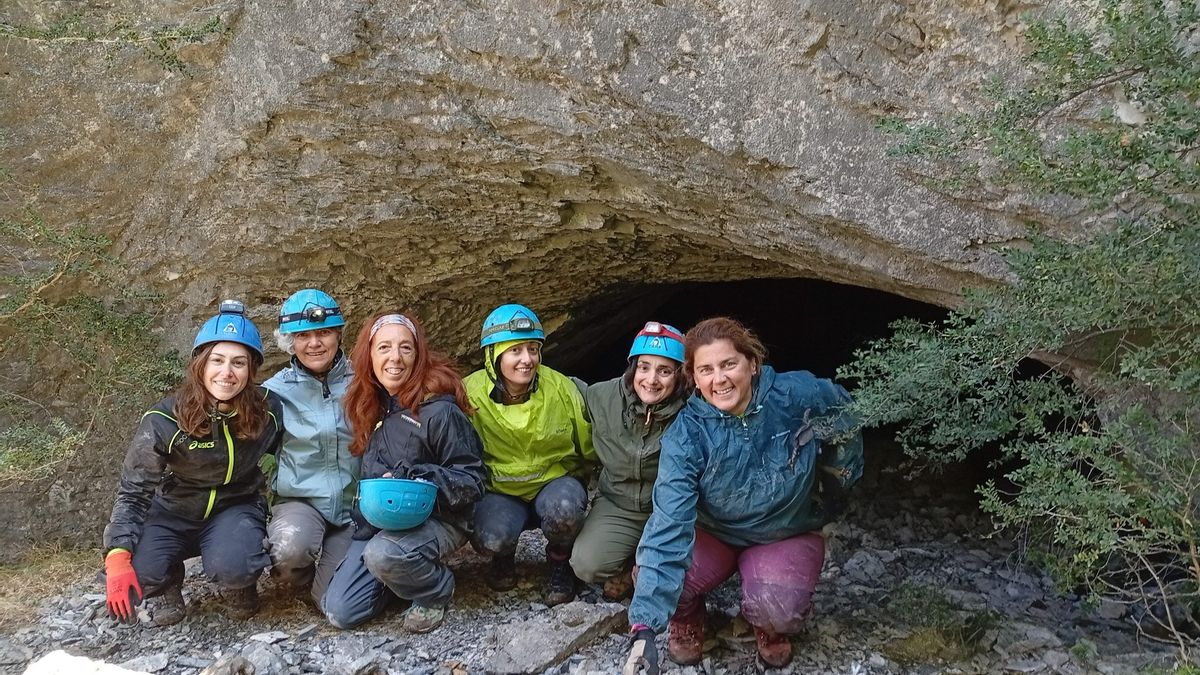 Algunas de las asistentes al campamento este año