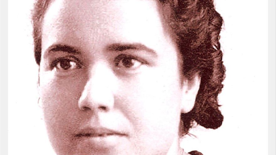 Una joven Paula Contreras en su época de maestra