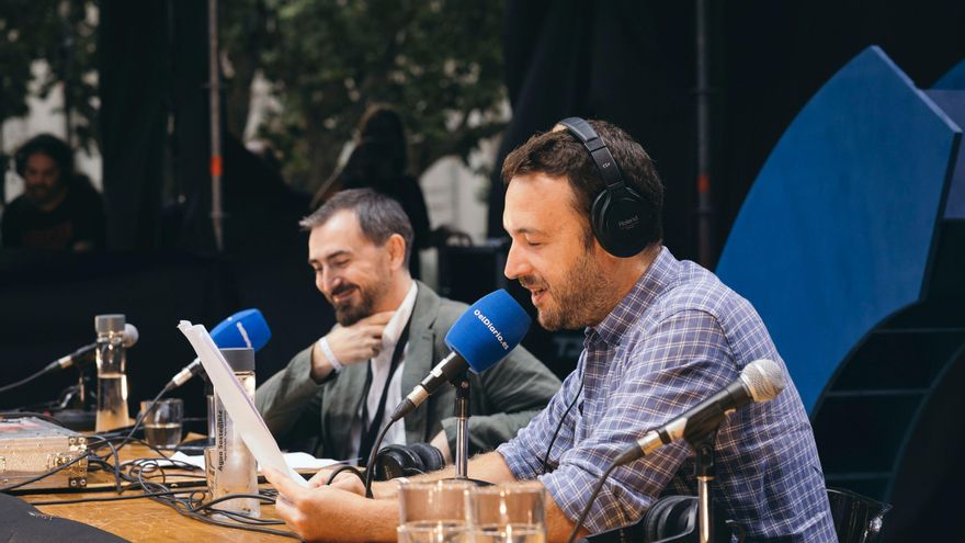 Ignacio Escolar y Juanlu Sánchez, en el Festival de elDiario.es en València.