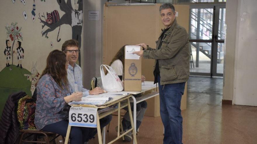 Votó Jorge Macri, candidato a jefe de gobierno de JxC: "Lo importante es que nosotros sigamos gobernando la Ciudad con las elecciones que haga falta"