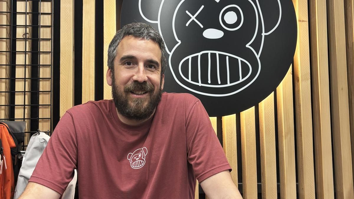Loco Monky, la marca de moda ética creada en Huesca que viste a los cómicos de La Revuelta